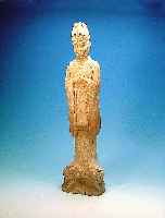 Figur eines Würdentrgägers, China, Tang-Dyn. um 618 - 907 n. Chr., Terrakotta, mit Resten von kalter Bemalung in schwarz und weiß, hohl ...