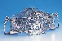 Jardiniere, Österreich um 1900/05, Metall versilbert, reiner Jugendstil, beids. zeittyp. Frauendarstellung in der Art von Mucha, ...