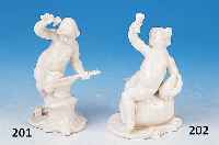 Porzellanfigur, Nymphenburg, Entwurf Bustelli, neuere Ausformung, schmiedender Putto, H.ca. 11 cm