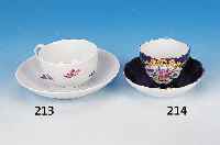 TASSE MIT UNTERTASSE, MEISSEN, UM 1860, 1. WAHL, PORZELLAN, BUNTE STREUBLUMENMALEREI, H. CA. 4.5 CM
