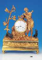 Große Pendule, Frankreich, um 1800, reich verzierter und zum Teil vergoldeter Bronzeguß, verstellbare Füße, im Sockel Appli-ken vier ...