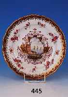 Teller, Meissen, um 1850/60, Porzellan, Kauffahrteiszenen, feine Bemalung, Goldstaf- fage, D. 23.5 cm