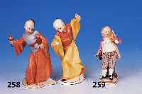 Skulptur, Meissen, um 1890 , Porzellan junger Mann mit Beutel über der Schulter, bemalt, l. bestoßen, Goldstaffage, H. 9.5 cm