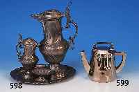 Teekanne, Hueck, Entwurf Peter Behrens, um 1900-10, Metall versilbert, H. ca. 14.5 cm, mit Gebrauchsspuren