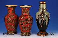 Grosse Vase, Turn & Teplitz, um 1900, Feinsteinzeug mit schwarz-grn verlaufender Glasur, schwere Bronzemontur in Form von Disteln, H. ...