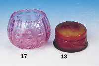 Deckeldose, Nancy, Delatte, um 1920 farbloses Schichtglas, rot berfangen, Zwischenglas partiell gelb eingepudert, ...