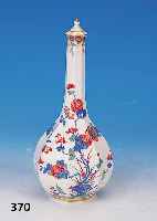 Sake-Flasche, Meissen, 20. Jh., 1. Wahl, Porzellan, bunt bemalt im Kakiemondekor, H. ca. 24.5 cm