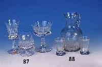 Gl„serset aus 18 Gl„sern, Jugoslawien, 80er J., schweres mundgeblasenes Kristallglas, reich geschnitten u. geschliffen: best. aus: 6 ...