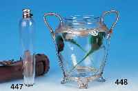 Jugendstilvase, wohl England, um 1900 farbloses Glas, mit aufgeschmolzenen grünen Glastupfen, orig. Zinnmontur, H. 22 cm