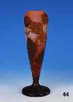 Vase, Frankreich, um 1908-12, sign. Gall‚, mit rosa Einpuderungen, braun und weinrot berfangen, geschnitten und geschliffen, floraler ...