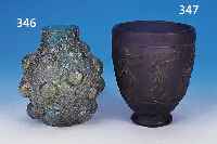 Vase, George de Feure, 30er Jahre, violettes Pressglas mit antiken Motiven im Relief, H. ca. 14 cm
