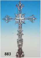KREUZ, FRANKREICH UM 1900, VERZIERTES GUß- EISEN, AM FUß MIT ENGELSFIGUR, SILBER GELACKT,KORRODIERT, M.: 120X72 CM.
