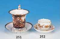MOKKATASSE, MEISSEN, 60ER JAHRE, PORZELLAN REICHER GELBER DRACHE, GOLDRAND, H.5.5 CM