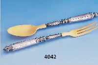 2-teiliges Salatbesteck, Frankreich um 1900, 800er Silber, Meistermarke EE unged., Re- naissancestil, Gebr.teile Bein geschnitzt, im ...