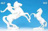 Porzellanfigur, Wien, um 1930, aufsteigendes Pferd, H. ca. 29 cm, 1 Ohren- spitze min. best.