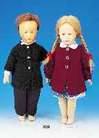 Puppenpaar, Käthe Kruse, um 1932, Typ. VIII., sog. Deutsche Kinder, Kurbelköpfe aus Nessel mit einer Hinterkopfnaht, feine handge-knüpfte ...