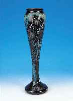 GROßE VASE, DAUM NANCY, UM 1902-03, FARBLOSES SCHICHTGLAS, ZWISCHEN DEN SCHICHTEN PARTIELL GELB UND ROTBRAUN EINGEPUDERT, ...