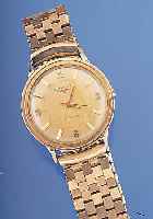 LONGINES Herrenarmbanduhr Modell Automatik, Ref.-Nr. 1037/550469, Schweiz/USA um 1955, Metall m. GG-Auflage, Boden gedr., Scheren- gliederband ...