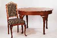 Tisch und vier Sthle, um 1900/10, Eiche massiv und Eichefurnier, Barockstil, neu bezogen, Tisch: 75 x 119 x 90 cm