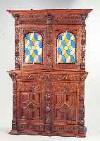 Aufsatzbuffet, flämisch, um 1880/90, Eiche massiv, Mittelteil fehlt, mit Bleiglas- scheiben, leichte Altersspuren, sehr prunkvollca. 206 x ...
