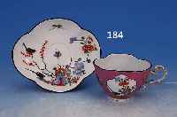 TASSE MIT UNTERTASSE, MEISSEN, UM 1870/80, PORZELLAN, ROSAGRUNDIG, MOTIV FELS UND VOGEL, BRAUNER RAND, H.5 CM, GUTER ZUSTAND