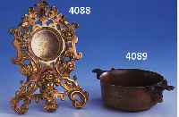 BRONZEGEFÄß, FRANKREICH UM 1880, ENTWURF U. HERSTELLUNG F. BARBEDIENNE, NACH ALTRÖMISCH. VORBILD, FEIN PATINIERT, GRIFFE MIT MASKERON, FEIN ...