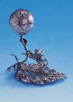 Besimombüchse, russ. Polen (?) um 1870, Silber gepr., in Form eines Blattes mit Blüte und Löwe Juda, H ca. 13 cm