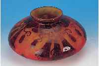 Vase, Frankreich, Ende 20er/Anfang 30er Jahre, sign. Le Verre francais, Schichtglas mit orangeroten und gelben Einpuderungen, braun- ...