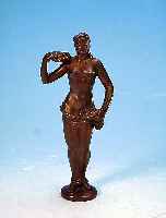 BRONZEFIGUR, DEUTSCH, SIGN. ROST, UM 1900, WEIBL. HALBAKT MIT BLUMEN, H. CA. 19 CM