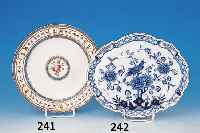 PLATTE, MEISSEN, UM 1860, 1. WAHL, PORZELLANBLAUES ZWIEBELMUSTER, GOLDGEHöHT (BERIEBEN), CA. 27 X 22 CM