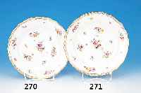 TELLER, MEISSEN, UM 1860-80, 1. WAHL, PORZELLAN, BUNTE STREUBLUMENMALEREI MIT INSEKTEN, GOLDSTAFFAGE, D. CA. 25.5 CM
