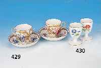 2 EIERBECHER, MEISSEN, 2. WAHL, NACH 1970, BLUMENBOUQUET U. STREUBLUMEN, GOLDRAND, H. CA.7 CM, GUT ERHALTEN