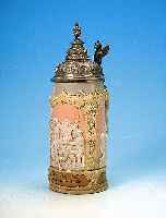 Bierkrug, Villeroy & Boch Mettlach, 1886, Feinsteingut, reiches aufgelegtes Relief, Wirtshausszenen und Sinnspruch, reliefierter Zinndeckel, ...