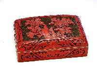 Lackdose, China, um 1900, geschnitzt, Blumendekor, innen blaues Email, dekorativ, 4.5 x 15 x 10 cm