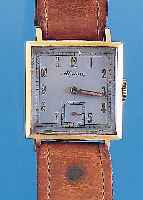ALPINA Herrenarmbanduhr, Ref.-Nr. 218, Schweiz/Deutschland um 1938, GG 585/000 Carree-Geh., Boden gedr., Maße über die Flächen ca. 26 x 26 ...
