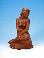 Skulptur, deutsch, sign. Kaesbach, um 1920, Steingut braun gefaßt, sitzender weibl. Akt, min. best., H. ca. 35,5 cm