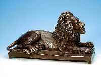 Bronzefigur, deutsch, um 1810-20, liegender Löwe, schwerer Bronzeguß, ca. 29 x 55 x 26 cm