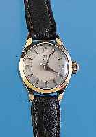 OMEGA Damenarmbanduhr, Ref.-Nr. 2572-18SC, Schweiz um 1955, Edelst.-Geh. m. Schr.-Boden, bei Fertigst. wassergesch., GG-Lünette, st. ...