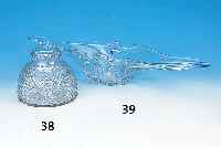 KRISTALLVASE, DEUTSCH, UM 1910, REICH GESCHLIFFEN, MIN. BESTOßEN, . H. 17 CM, D. 20 CM, BODEN MIT STERNSCHLIFF