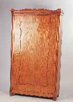 Schrank, Österreich, um 1870/80 Ulme massiv, eintürig, 167 x 98 x 44 cm, ohne Schlüssel, altersbedingt besch.