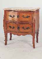 kleine Kommode, Barockstil, um 1900, Nußbaumfurnier, zwei Schübe, dicke rotgeäderteMarmorplatte, geschwungen, zwei Schübe, ...