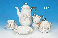 KAFFEESERVICE, DEUTSCH, UM 1890-1900, POR- ZELLAN, BUNT FLORAL LITHOGRAPH., GOLSTAFFAGE BERIEBEN, BESTEHEND AUS: KANNE, H. CA. 28 CM, 11 TASSEN ...
