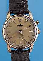 VULCAIN Armbandwecker Modell Cricket, Ref.- Nr. 305012, Schweiz um 1954, Metall verg., ber., Edelst.-Boden u. Glasr. gedr., Blatt rest., 17 ...