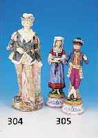 Paar Porzellanfiguren, Thüringen, um 1910-20, Bisquitporzellan, Paar in Tracht, bunt be- malt, Sockel glasiert, H. je ca. 33 cm, ein Finger ...