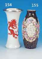 Porzellanvase, Meissen, um 1900, 1. Wahl, roter Drachendekor, Silbermontur am Rand, H. 24 cm