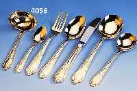 72-TEILIGES BESTECK DEUTSCH, SOLINGEN, METALL HARTVERGOLDET, MIT ZERTIFIKAT, BAROCK- STIL, BEST. AUS: 12 MESSER, 12 GABELN, 12 LöFFEL, 12 ...