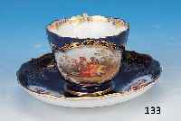 Tasse mit Untertasse, Meissen, um 1870/80, Porzellan, kobaltblauer Grund, Untertasse mit drei schönen Blumenbouquets in Kartuschen bemalt, ...