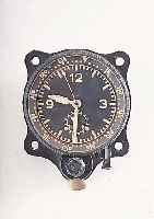 JUNGHANS Bordchronograph, Deutschland um 1938, Metall matt schw. nachlackiert, Boden m. Bajonetteverschl., schw. Kontrastzifferbl.,Lünette m. ...