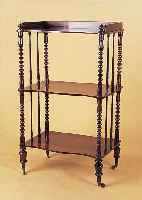 Etagere, England, um 1910-20, Palisander und Buche, z.T. gedrechselt, ca. 94 x 55 x 37 cm, leichtere Altersspuren