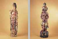 BODDHISATVA, SüDVIETNAM ODER INDOCHINA, UM 1860-80, HOLZ GESCHNITZT, RESTE ALTER BUNTER FASSUNG, AM SOCKEL LEICHT BESCH., H. CA. 160 ...